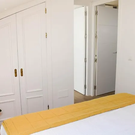 Holidays2Malaga Trinidad Renovated 1 Bedroom Penthouse Close To City Center Exterior photo