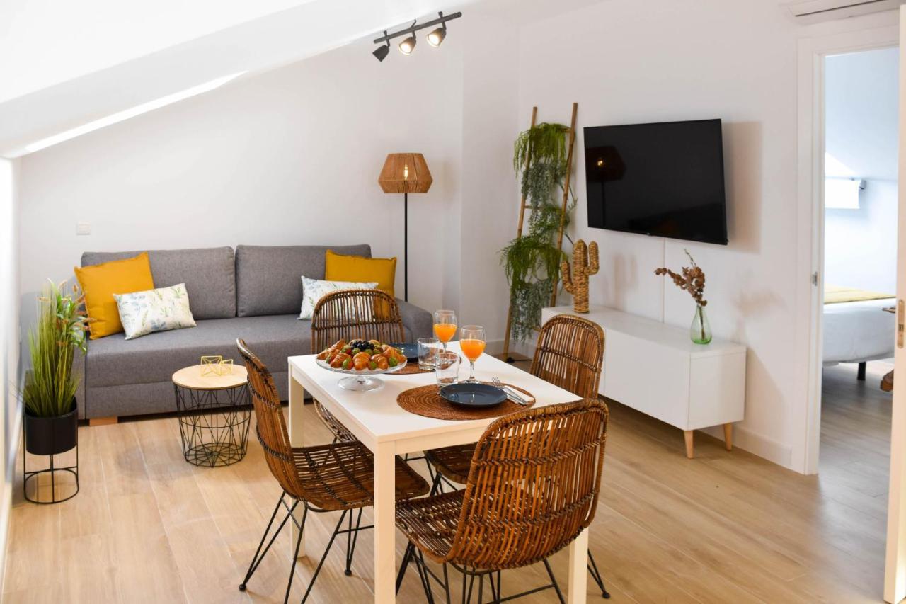 Holidays2malaga Trinidad Renovated 1 Bedroom Penthouse Close To Center Appartamento Málaga